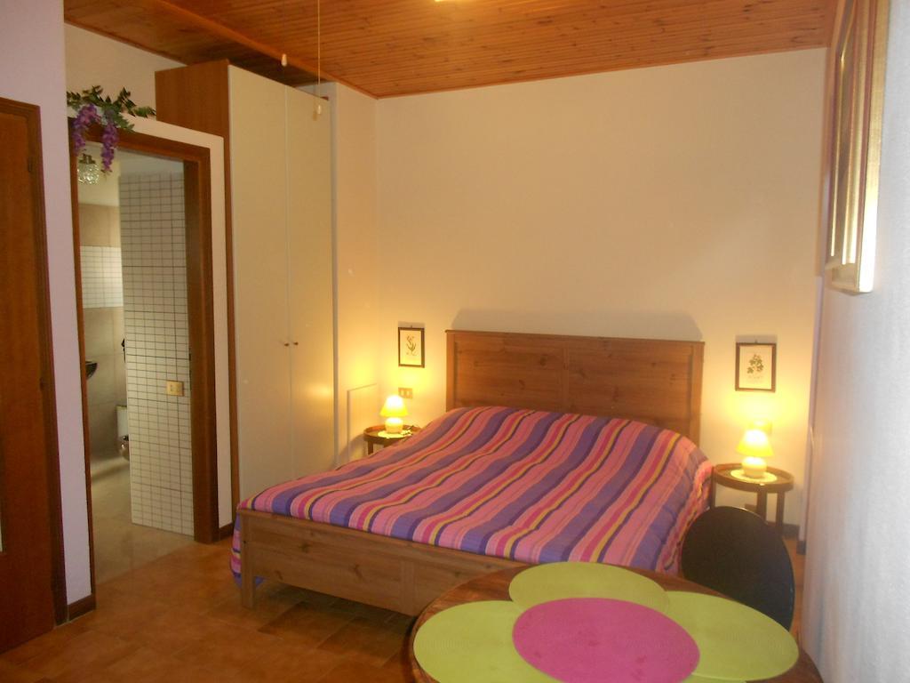 I Vigneti Bed & Breakfast Salionze Quarto foto